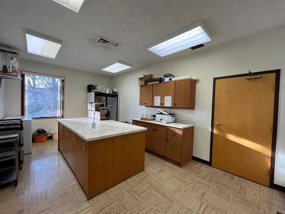 101 6 Street Southeast, Medicine Hat, AB