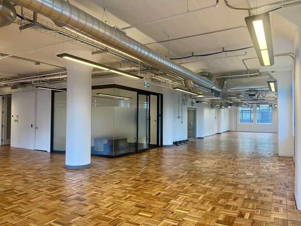 600 - 119 Spadina Avenue, Toronto, ON