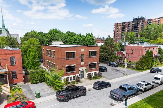 156 Avenue Saint Denis, Saint-Lambert, QC