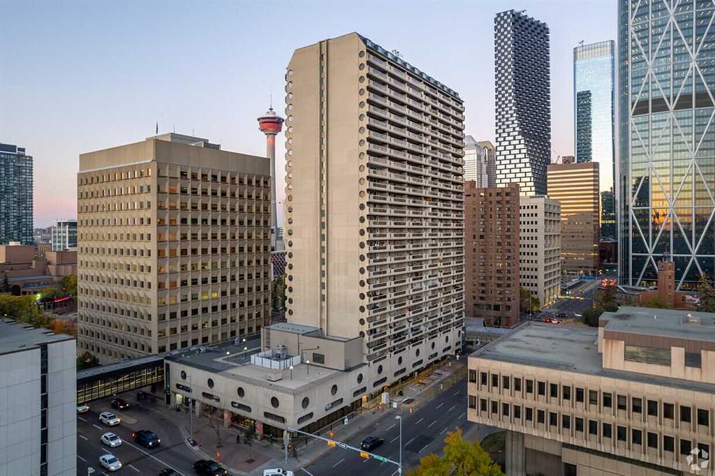 245 - 2411-221 6 Avenue Southeast, Calgary, AB
