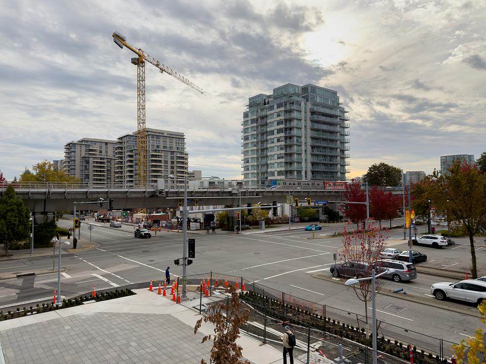 625 - 5599 No. 3 Road, Richmond, BC