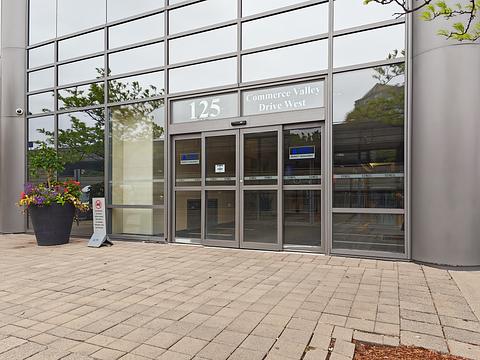 125 Commerce Valley Drive West, Markham, ON