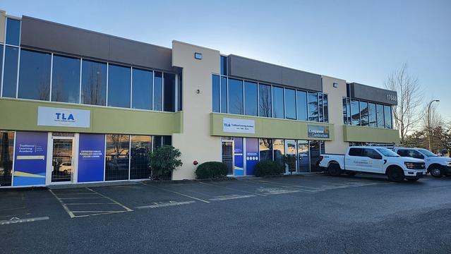 17688 66 Ave, Surrey, BC