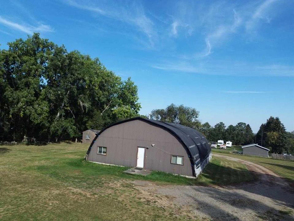 5801 Lakeshore Drive, Sylvan Lake, AB