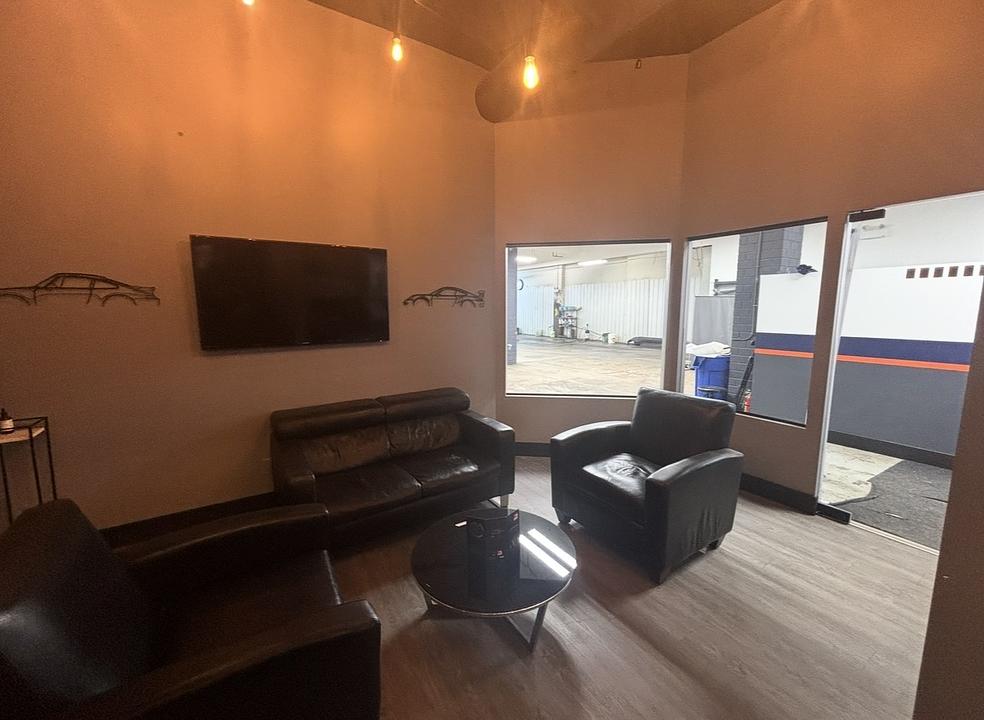336 W 7th Ave, Vancouver, BC