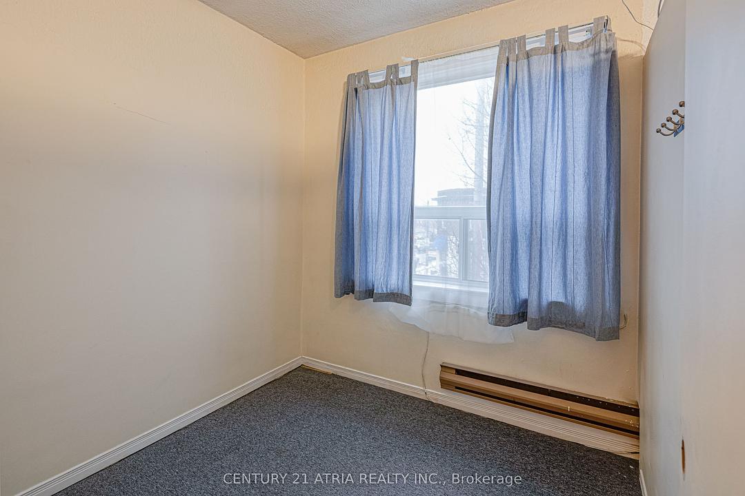 1564 Danforth Avenue, Toronto, ON
