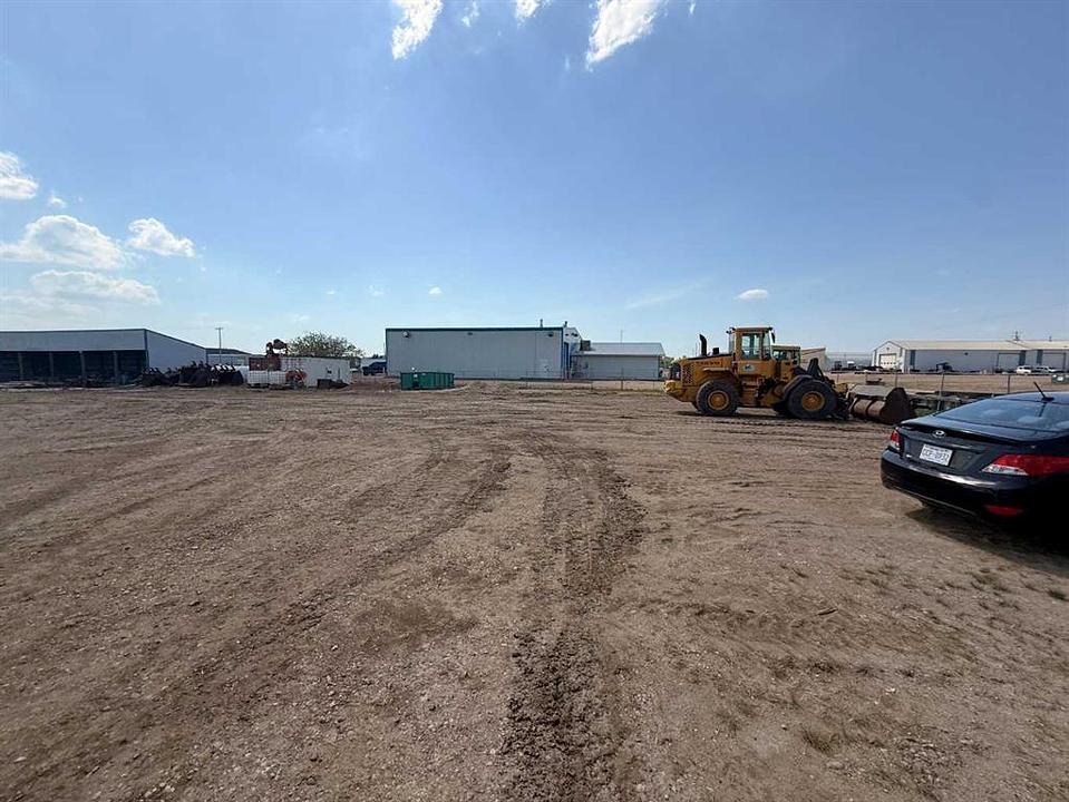 2101 17 Avenue, Wainwright, AB