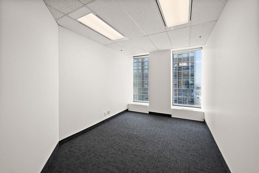 1010 Rue Sherbrooke Ouest, Montréal, QC