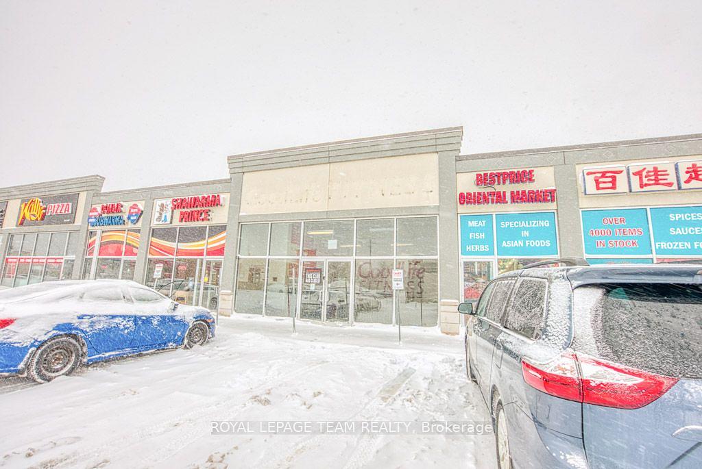 G17 - 484 Hazeldean Road, Ottawa, ON