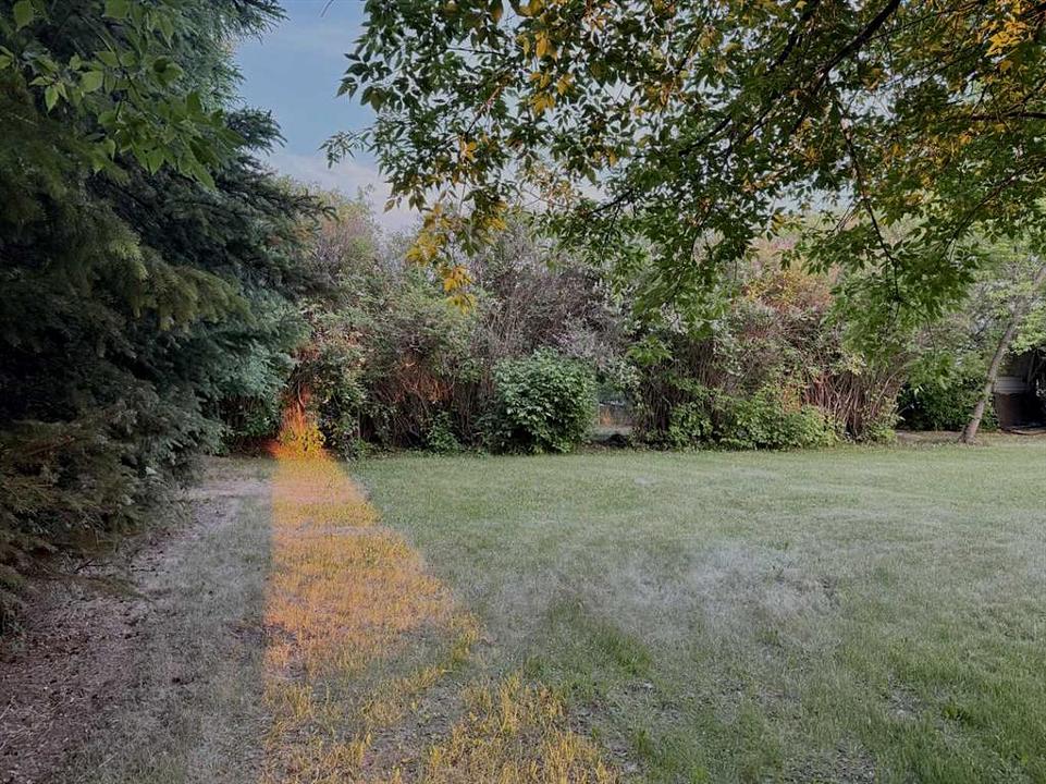4621 46 Street, Lacombe, AB