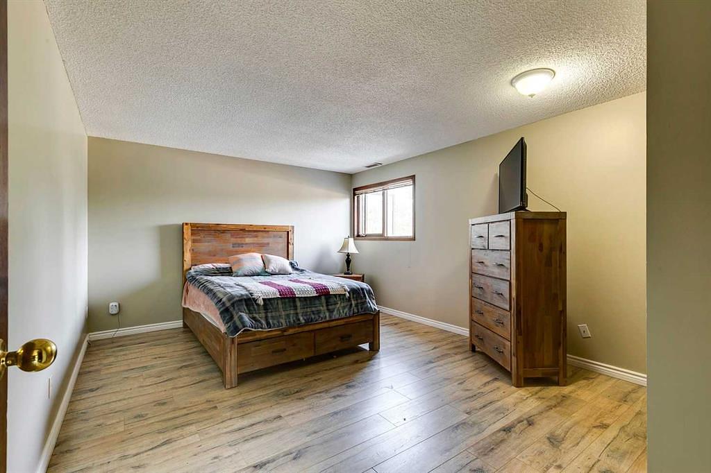 186007 Priddis Valley Road West, Priddis, AB
