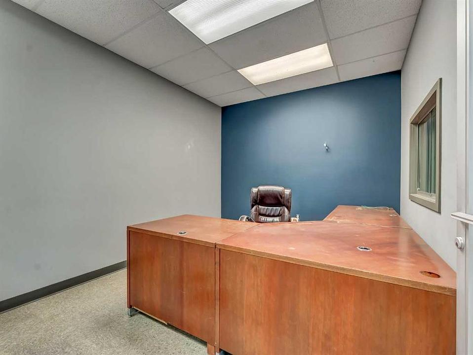 1782 32 Street Southwest, Medicine Hat, AB
