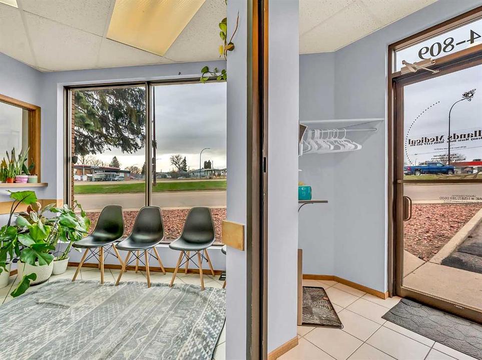 4 - 809 Bullivant Crescent Southwest, Medicine Hat, AB