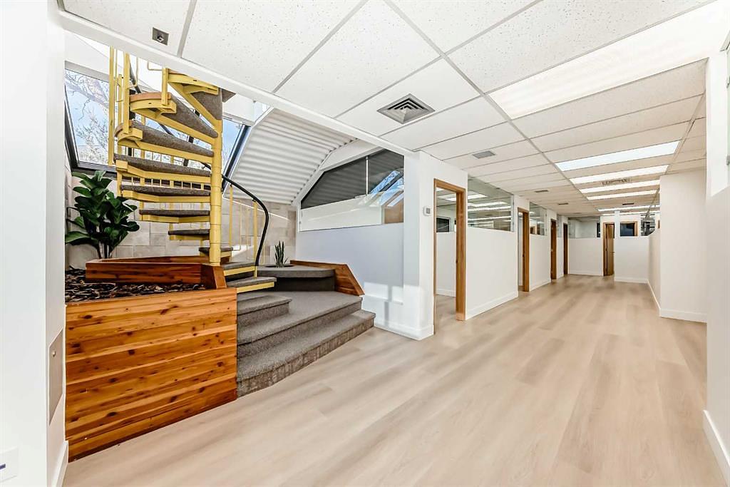Lower - 2139 4 Avenue Northwest, Calgary, AB