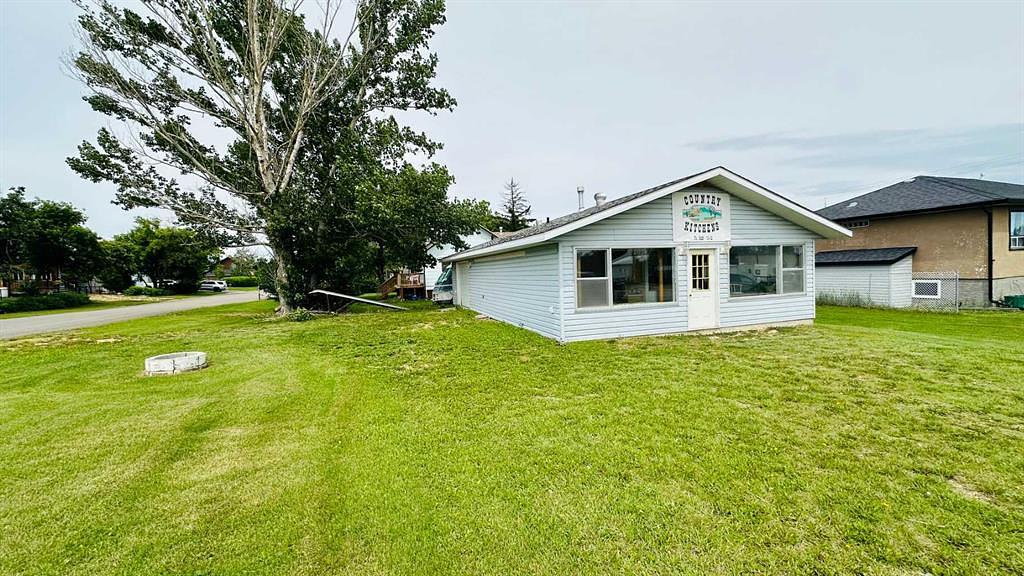 103 1 Street West, Munson, AB