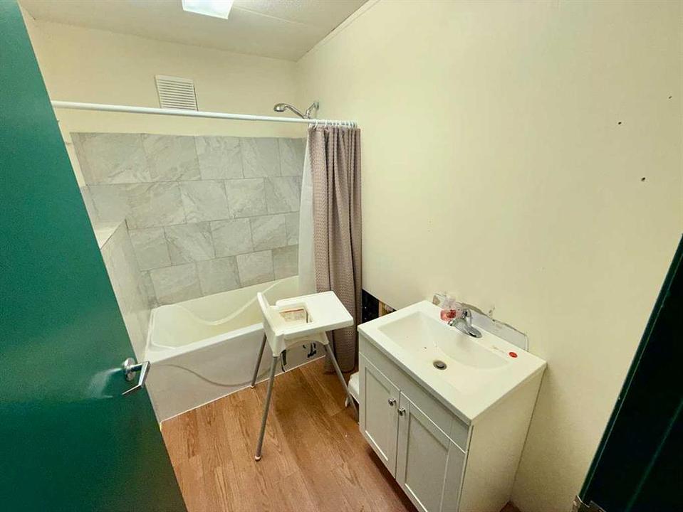 255048 Township Road 424, Ponoka County, AB