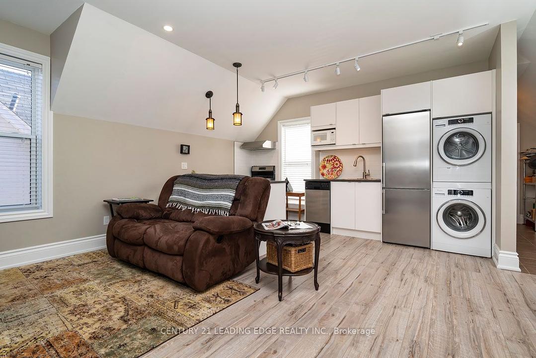 6391 Main Street, Whitchurch-Stouffville, ON