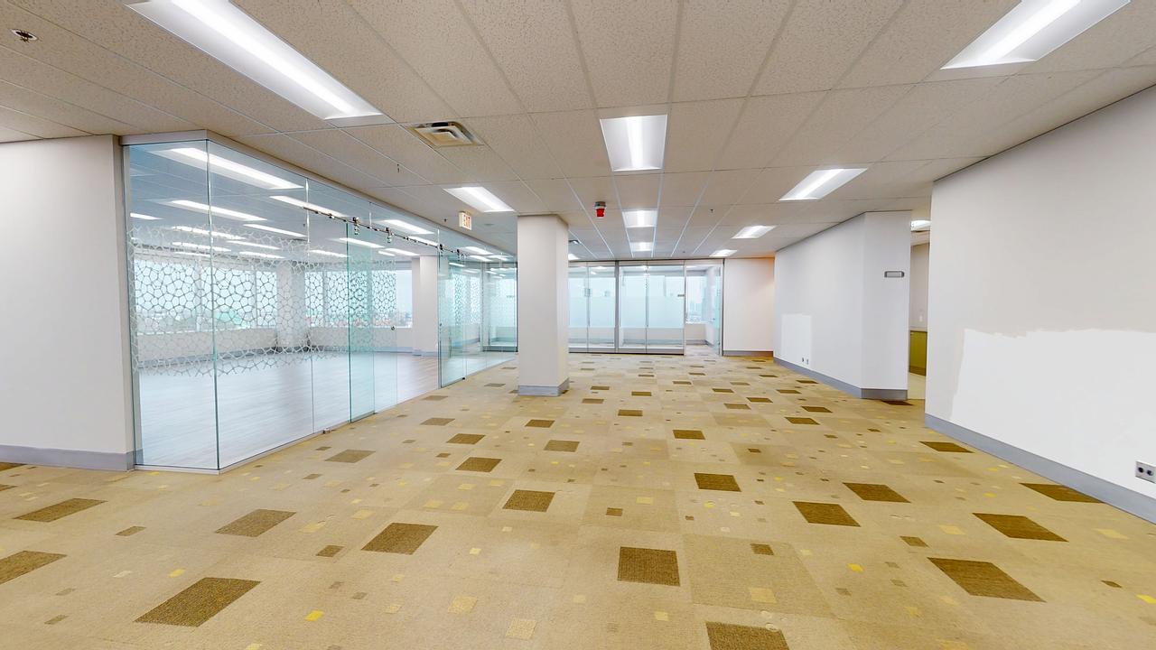 500 - 100 Milverton Drive, Mississauga, ON