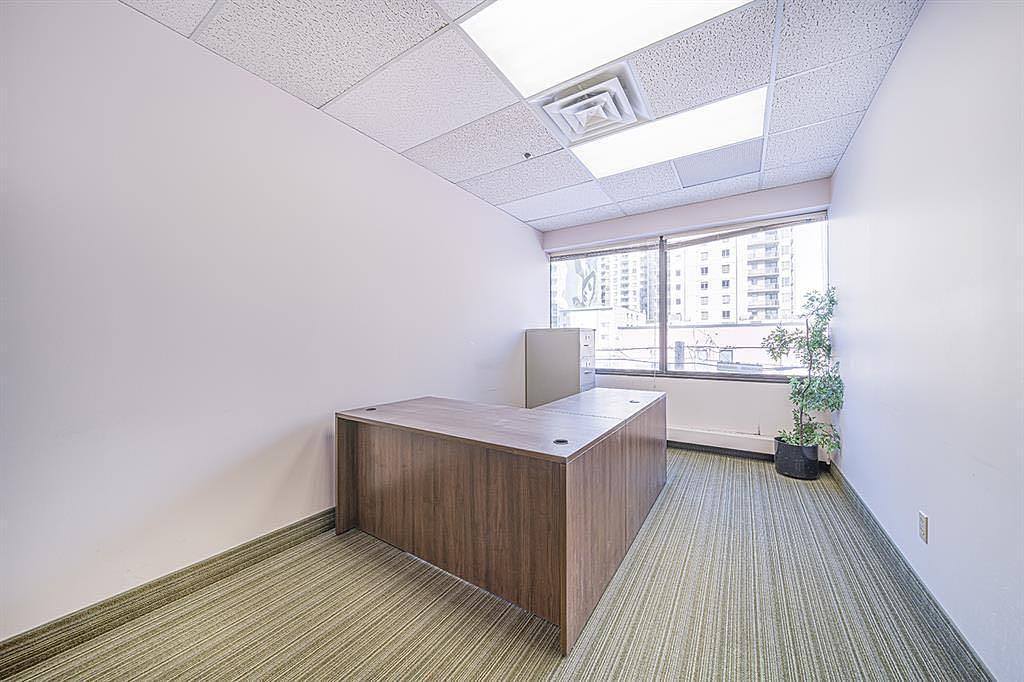 201 - 1100 8 Avenue Southwest, Calgary, AB