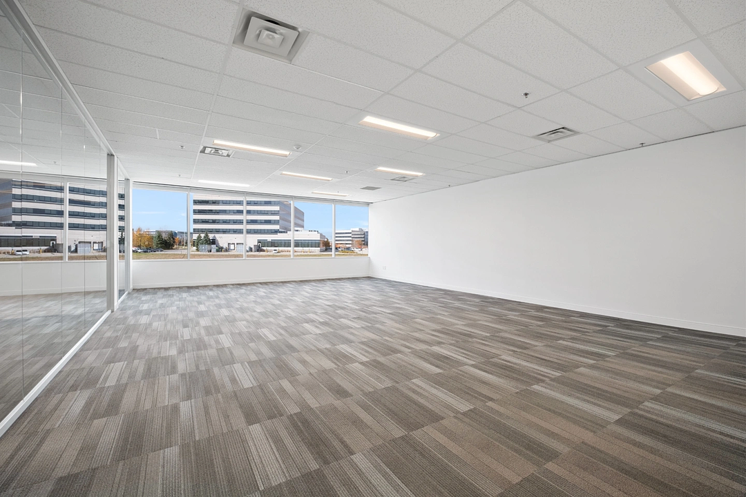 200 - 6775 Financial Drive, Mississauga, ON