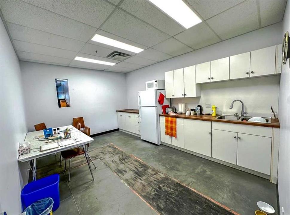 5073 11 Street Southeast, Calgary, AB