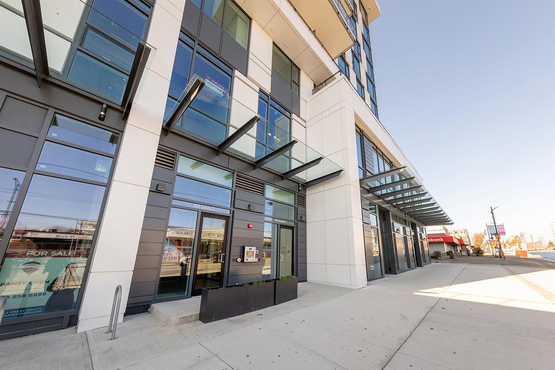 8427 Granville Street, Vancouver, BC