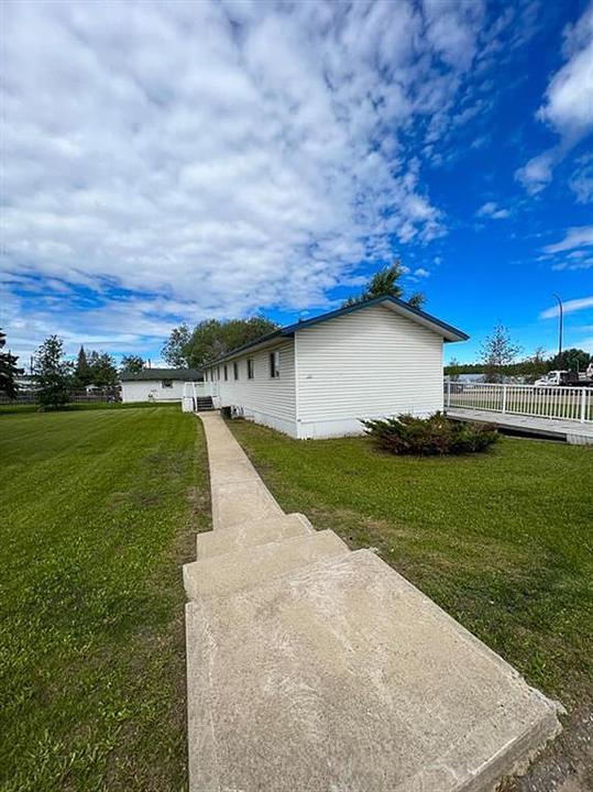 5302, 5304 & 5306 50 Avenue, Valleyview, AB
