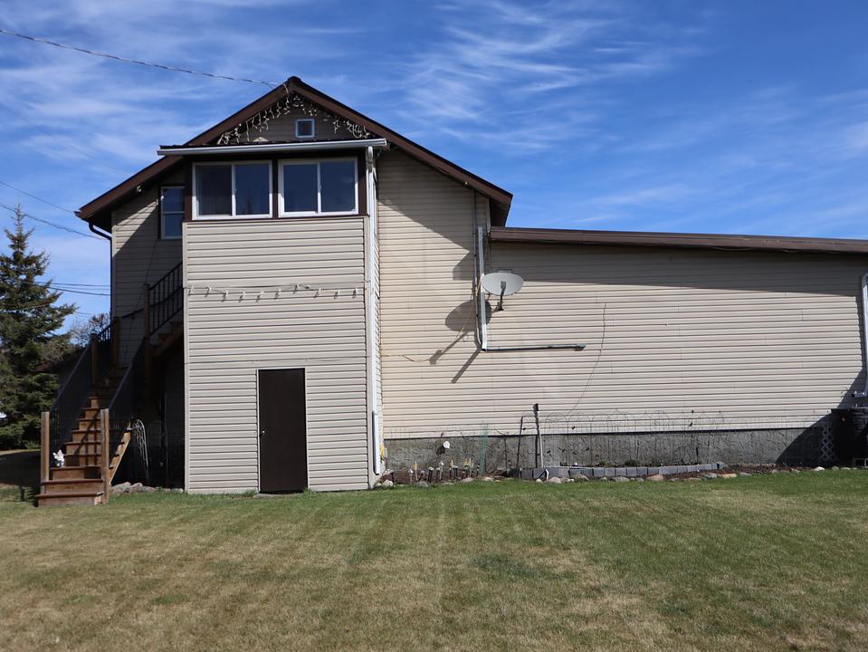 22 State Avenue, Fort Assiniboine, AB