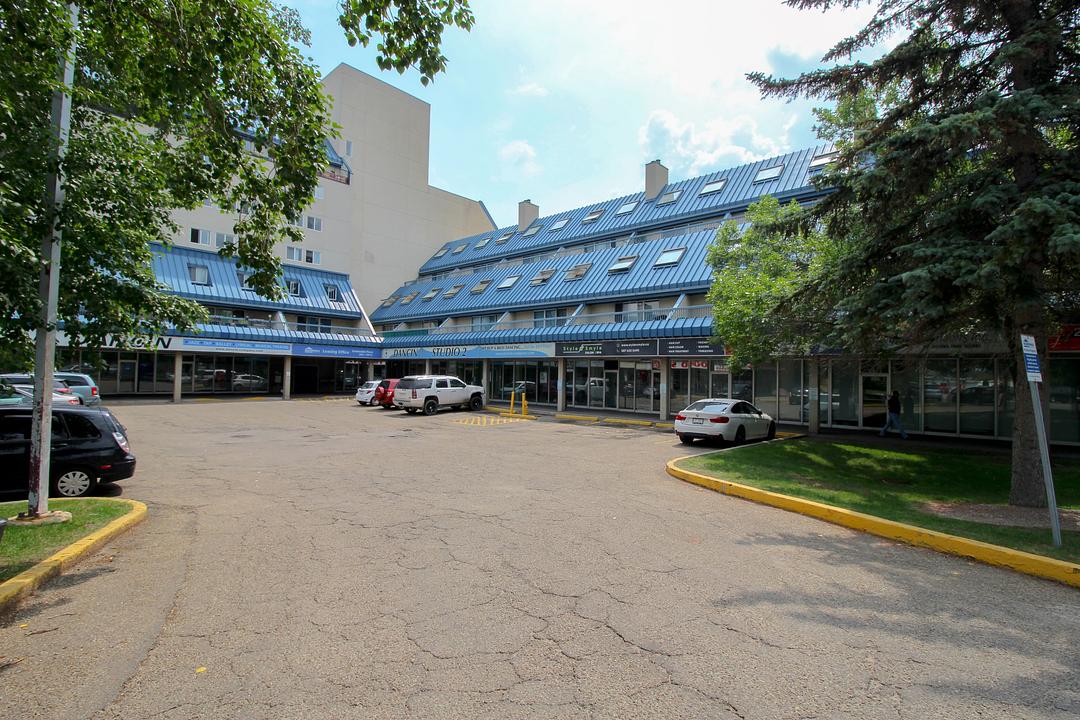 2403 104 Street Northwest, Edmonton, AB