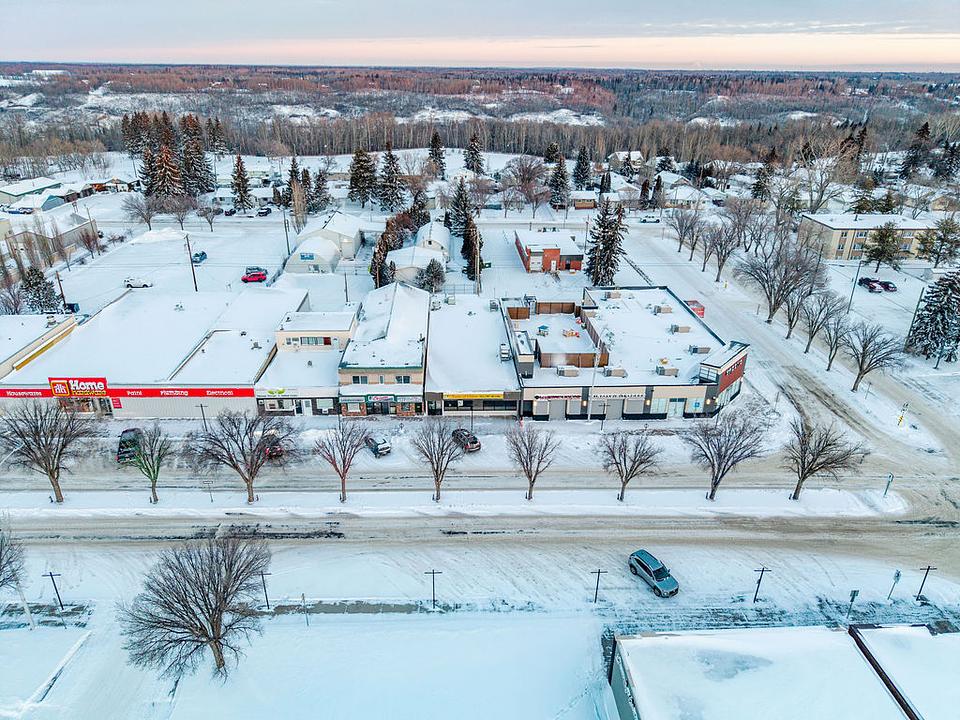34 Athabasca Avenue, Devon, AB