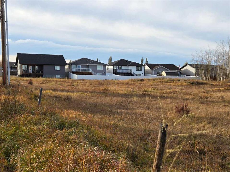 2412 20 Street, Didsbury, AB