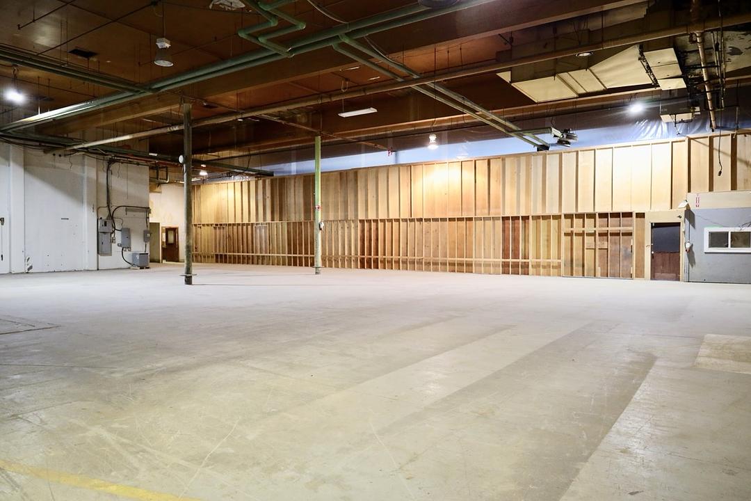 8324 Fraser St, Vancouver, BC