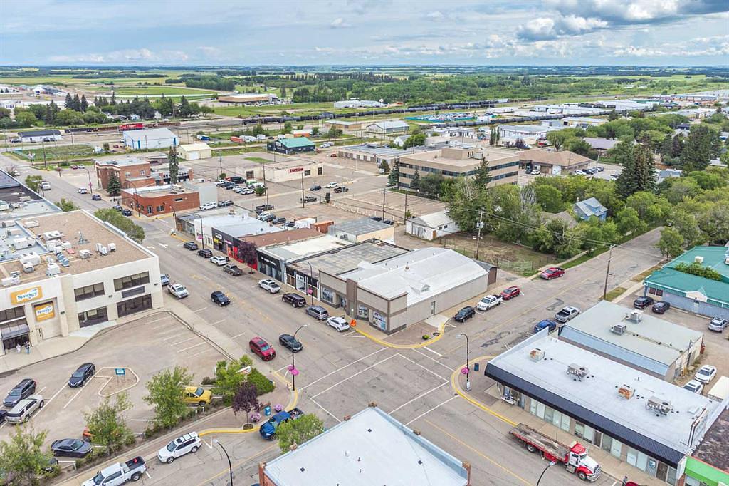 4901 49 Avenue, Lloydminster, SK