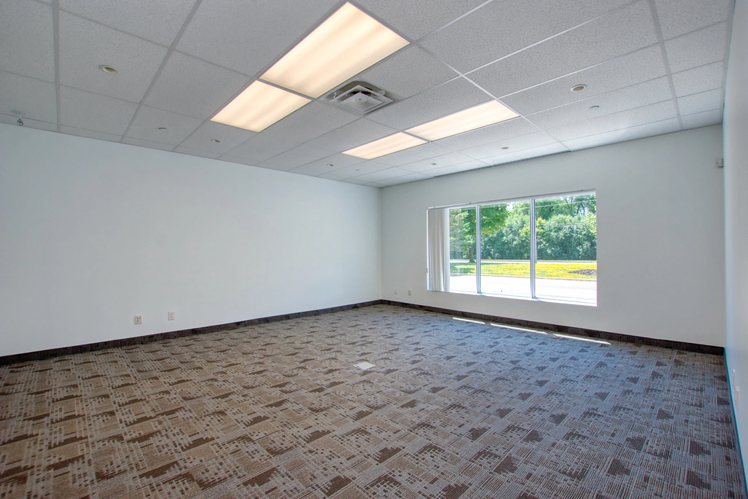 4 - 8705 Torbram Road, Brampton, ON