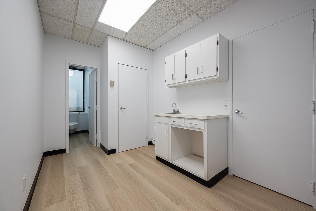 403 - 5881-5889 Cote des Neiges, Montreal, QC