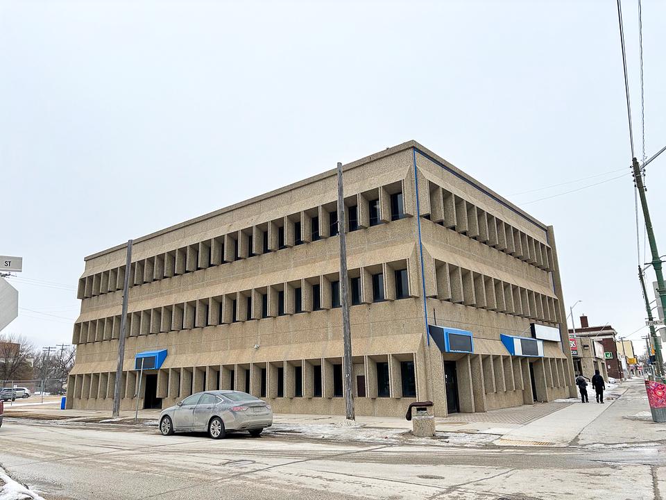 950 Main Street, Winnipeg, MB