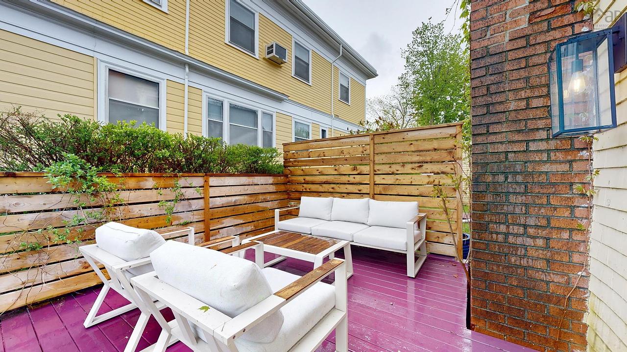 558 Main Street, Mahone Bay, NS