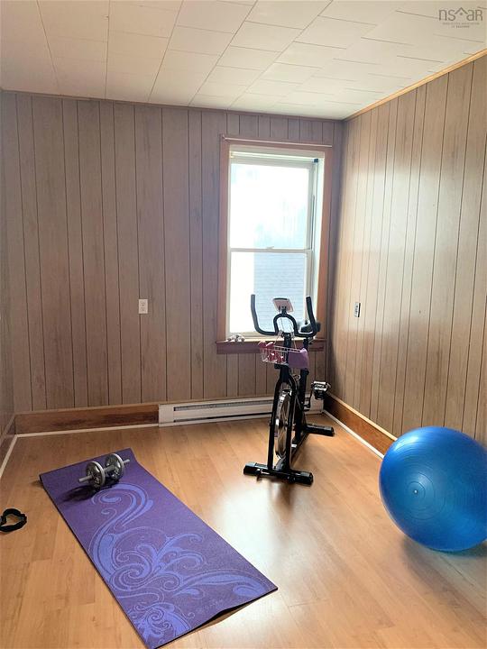 6 Junction Road, Springhill, NS