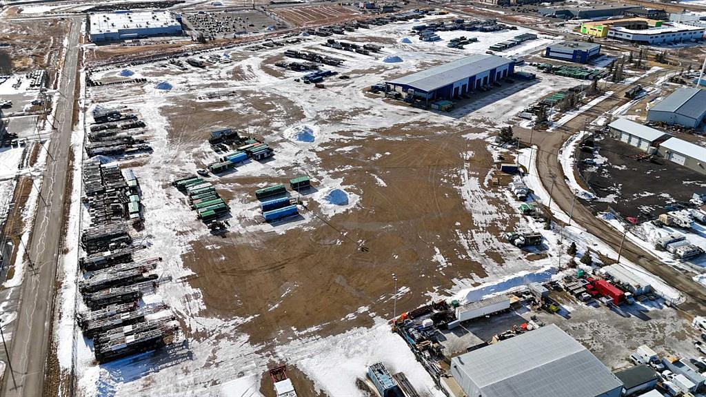 14 Charles Industrial Way, Sylvan Lake, AB