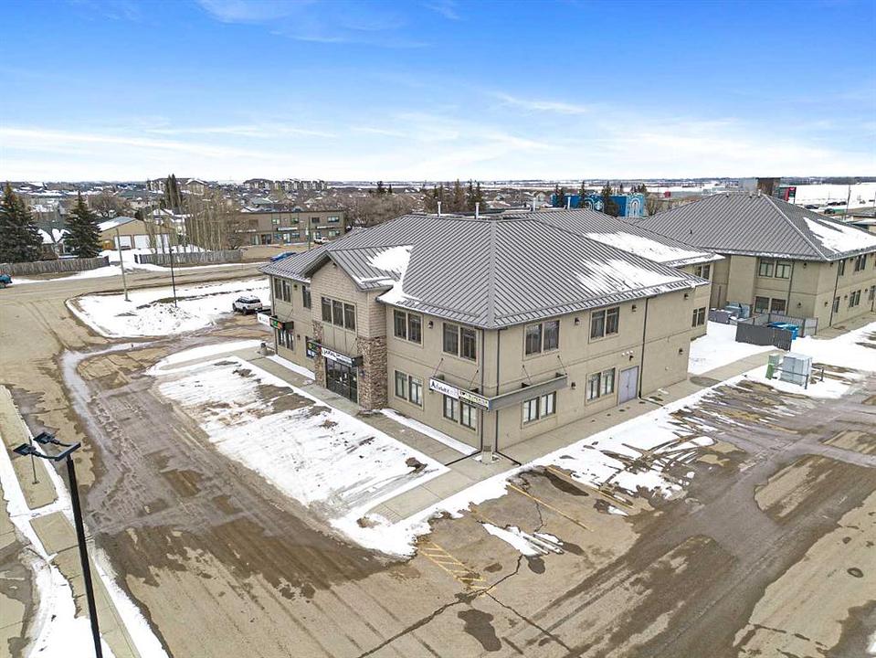 Unit B - 1724 50 Avenue, Lloydminster, AB