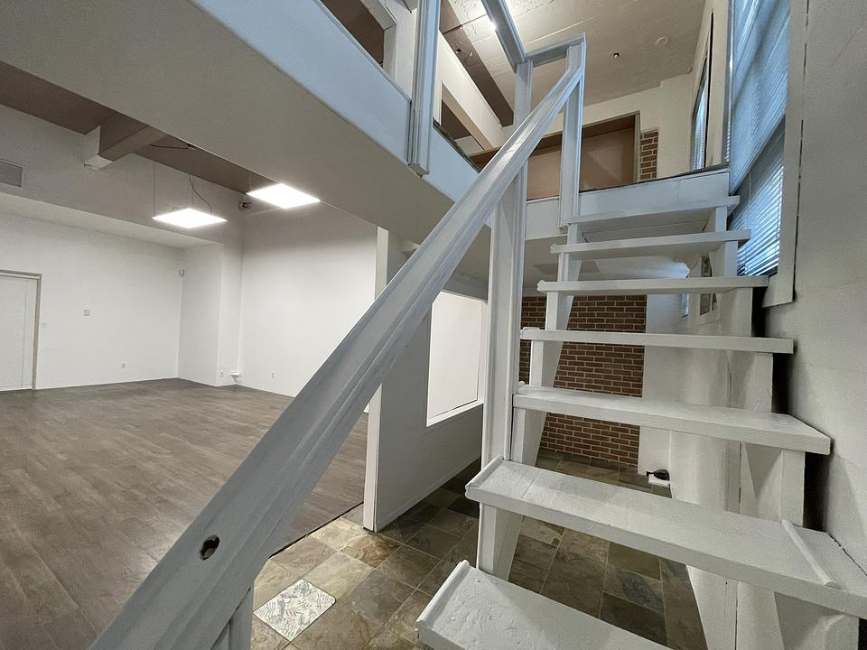 202 - 910 Richards Street, Vancouver, BC