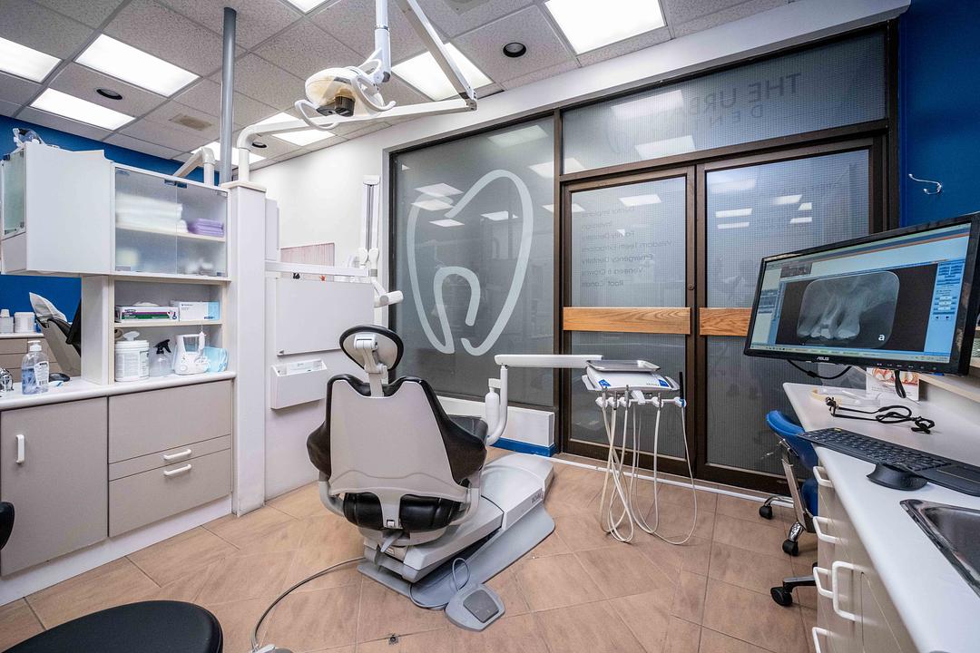 100 - 7031 Westminster Hwy, Richmond, BC
