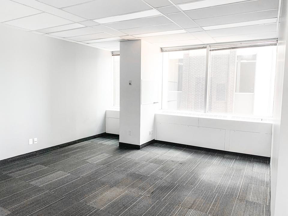 0605 - 1235 Bay Street, Toronto, ON