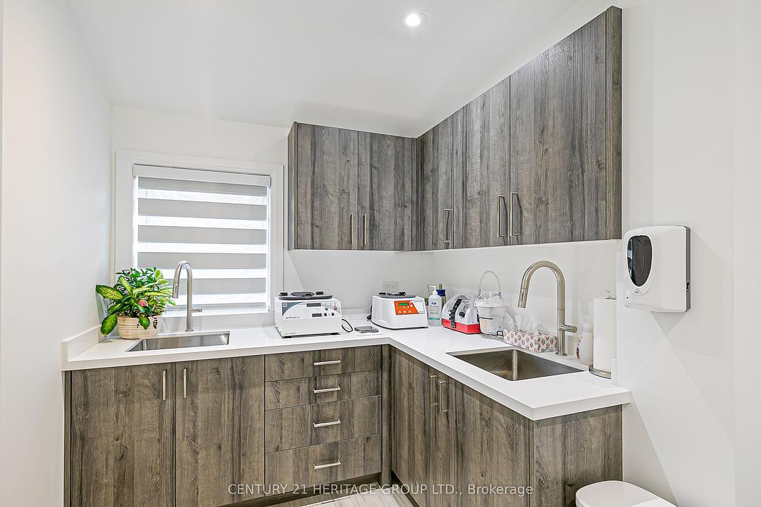 72 Prospect Street, Newmarket, ON