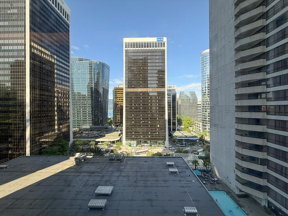 970 - 1055 West Georgia Street, Vancouver, BC