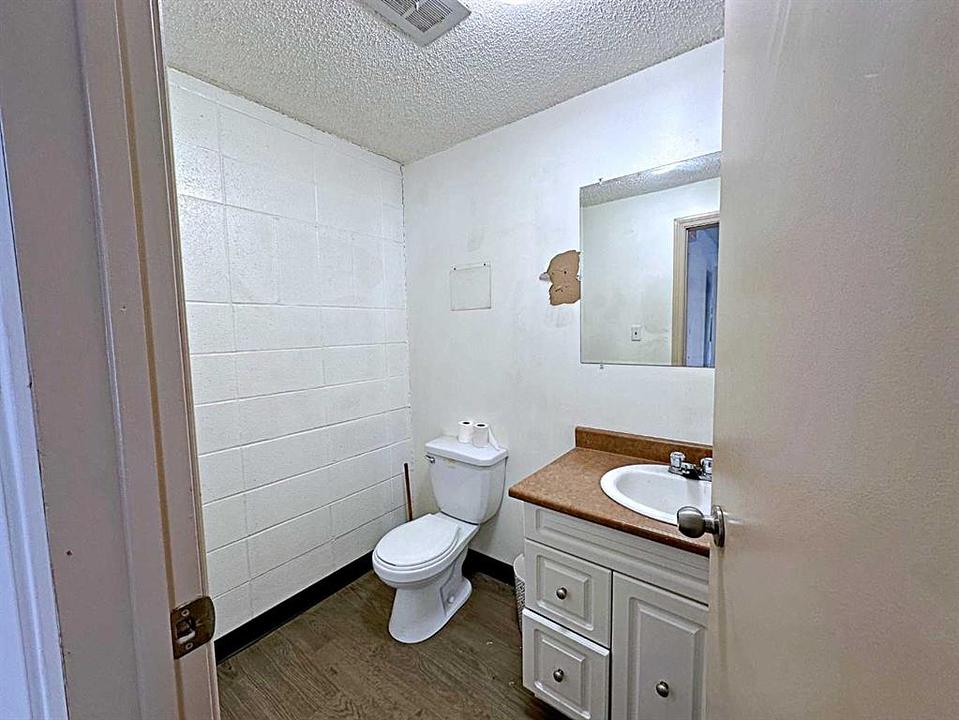 8127 Fraser Avenue, Fort McMurray, AB
