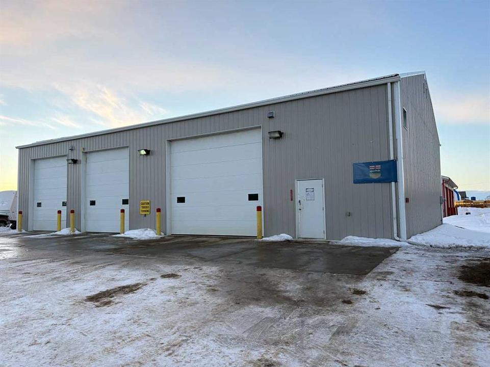 5101 49 Avenue, Dewberry, AB