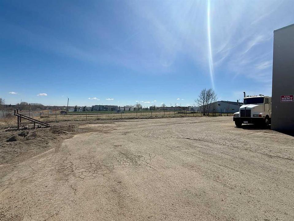 5D - 5112 47 Street, Innisfail, AB