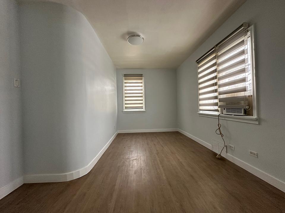 1101 22 Avenue Northwest, Calgary, AB