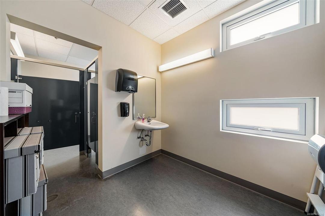 300-305 - 388 Harbour Road, Victoria, BC